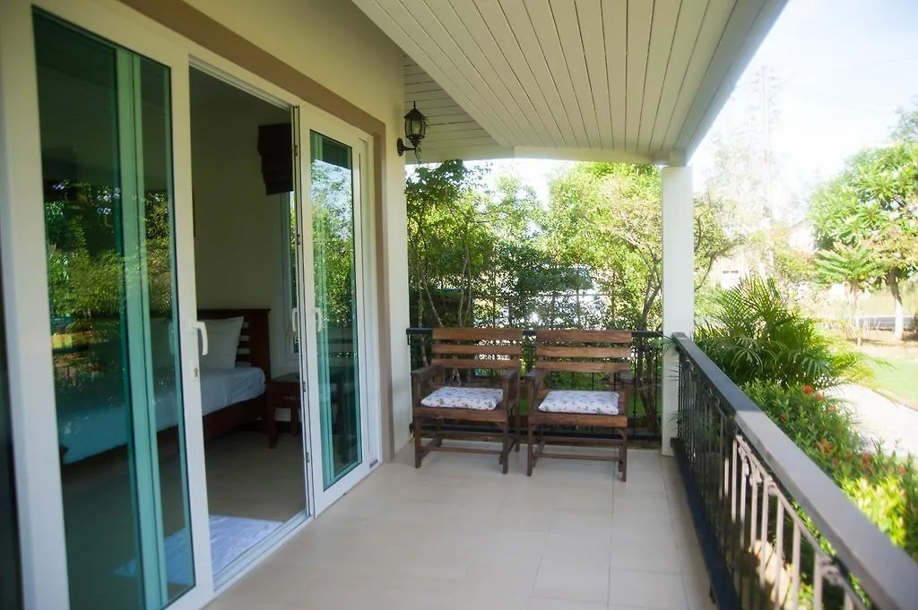 Charpoot Cottage Khao Lak