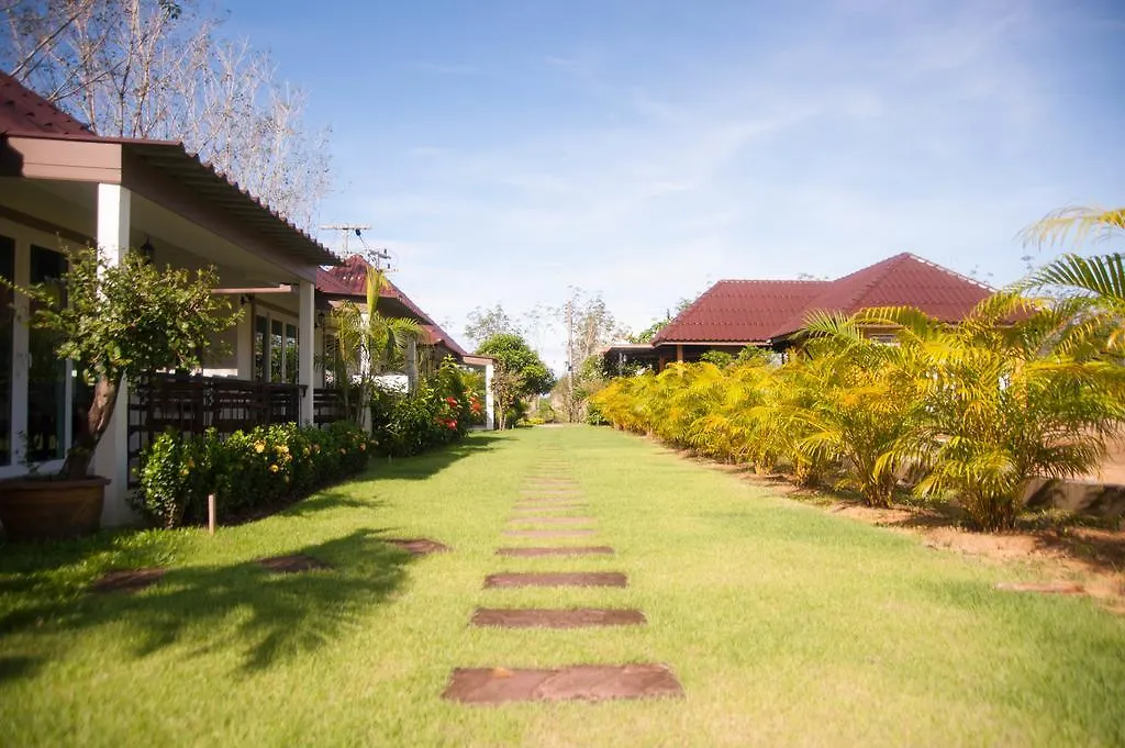 Charpoot Cottage Khao Lak